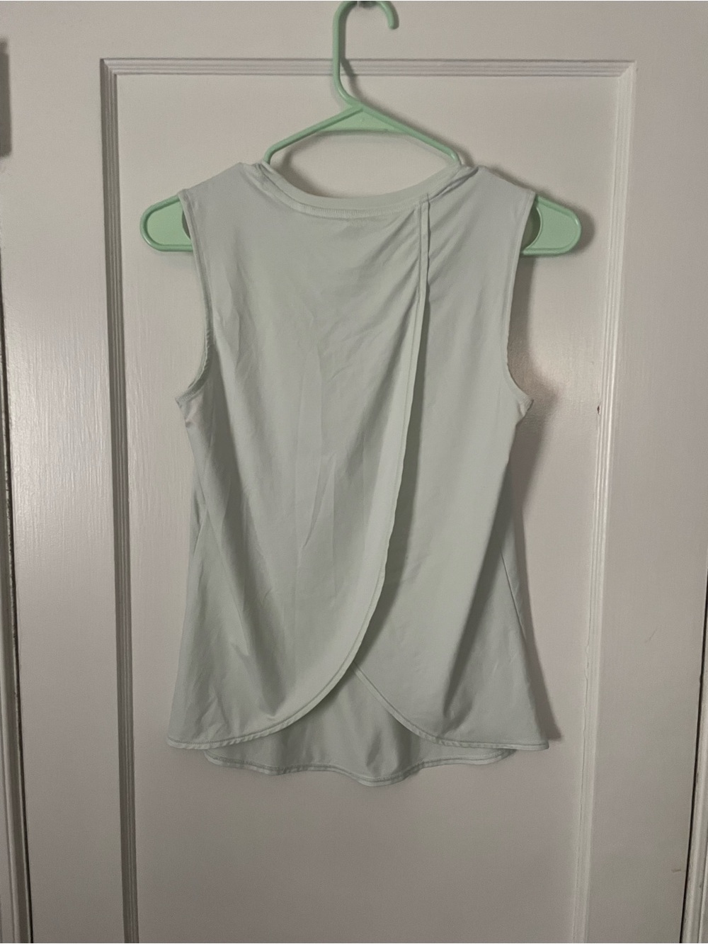 Athleta Light Mint Sleeveless Crewneck Tank Size XXS - Picture 3 of 5
